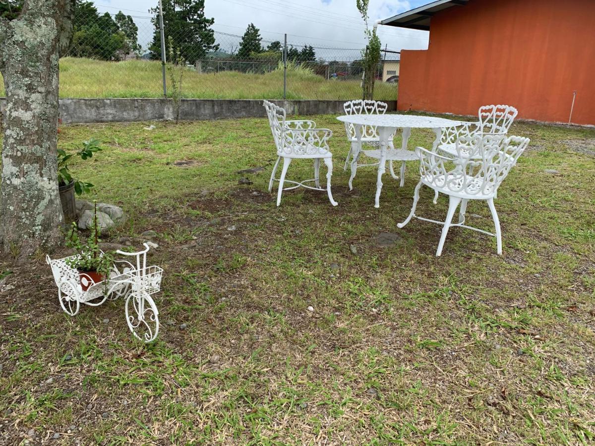 Cabanas Guadalupe Volcan Bagian luar foto